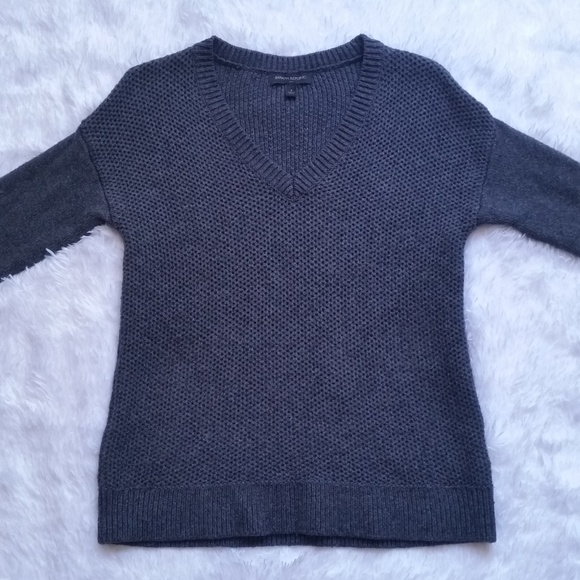 Banana Republic Gray Knit Sweater - Picture 5 of 8
